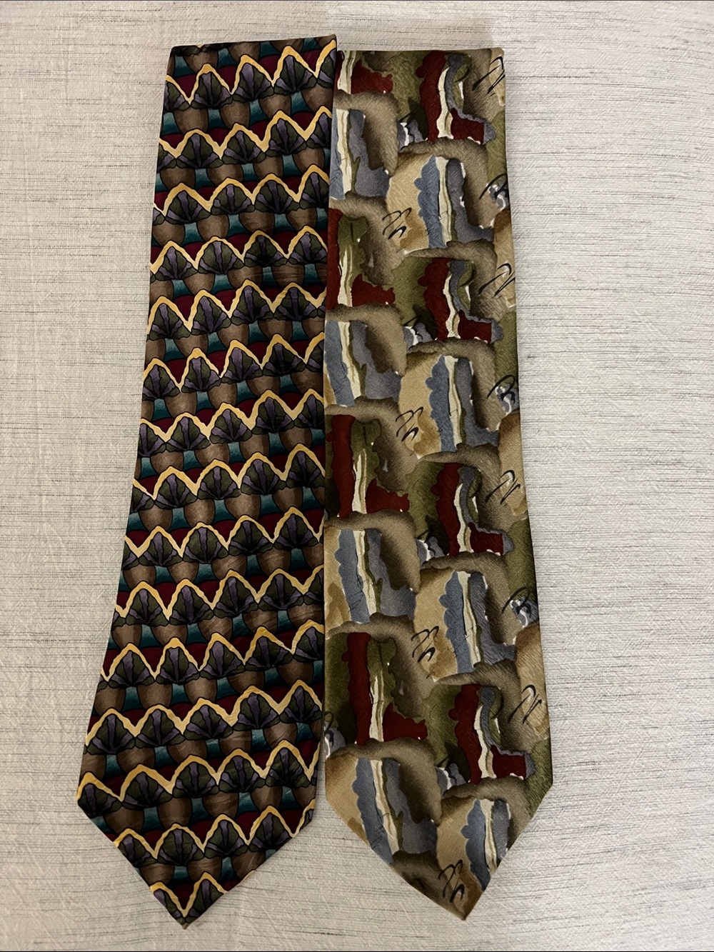 J. Garcia Dual-Pattern Silk Tie in Brown, Olive and Rust